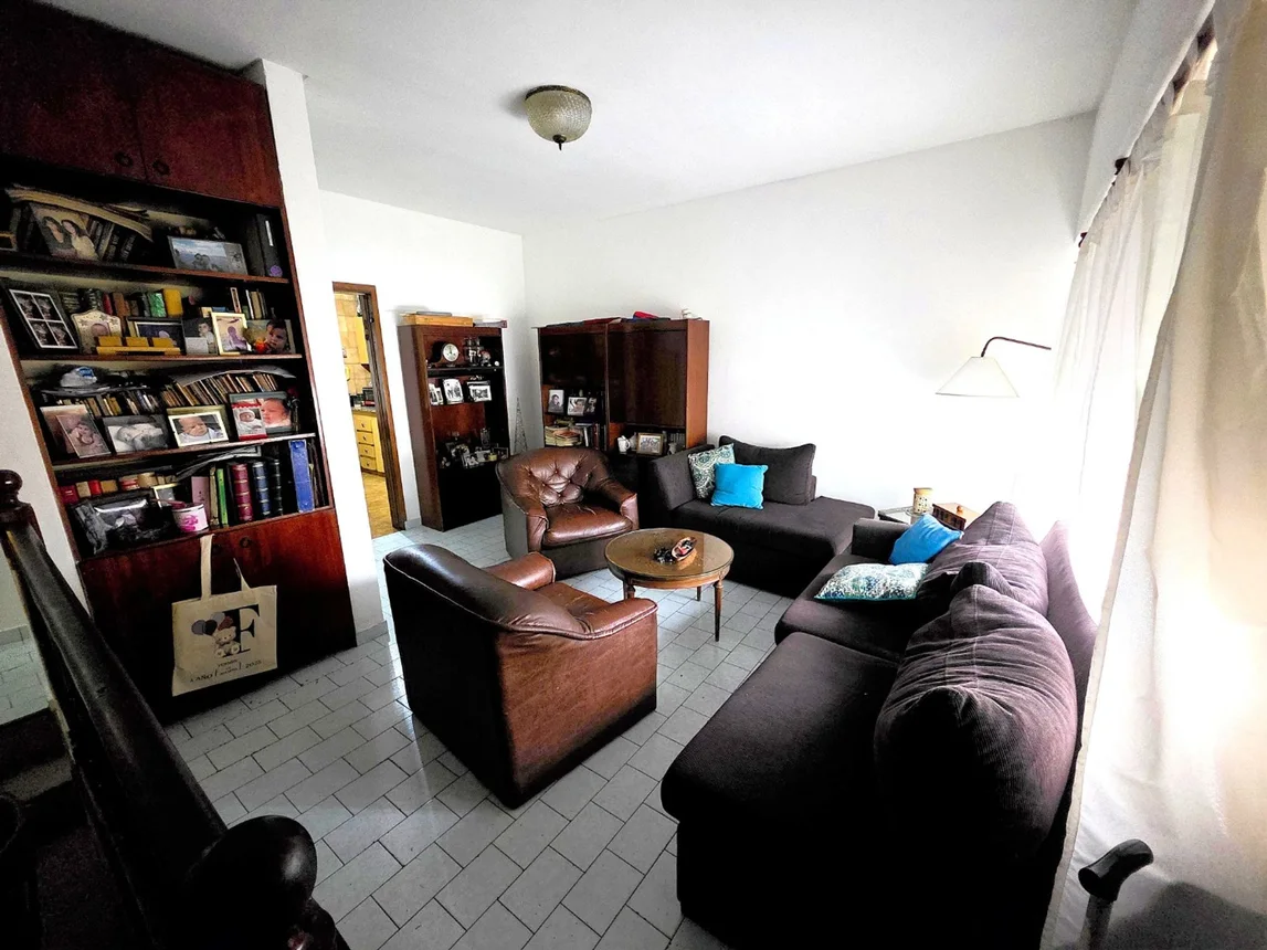 Casa en venta en Castelar, foto 2