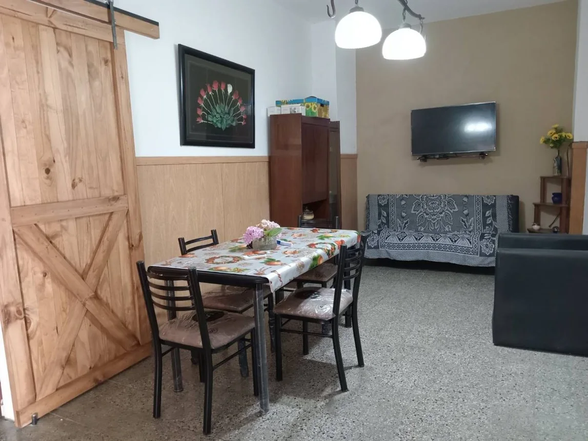 Casa en venta en Haedo, foto 2