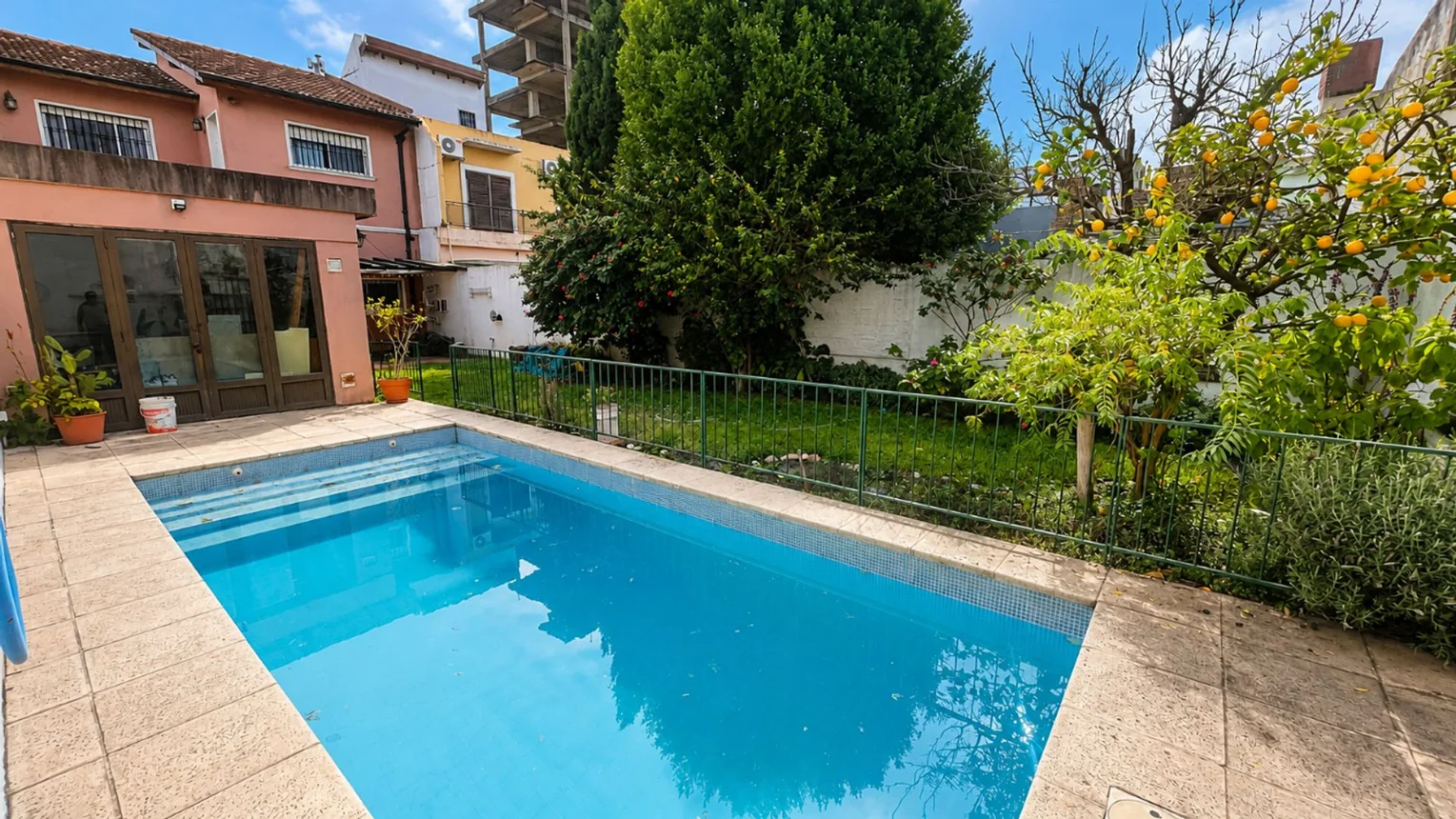 Casa de 5 ambientes en venta en Santos Lugares, Lisandro de la Torre 2100, foto 2