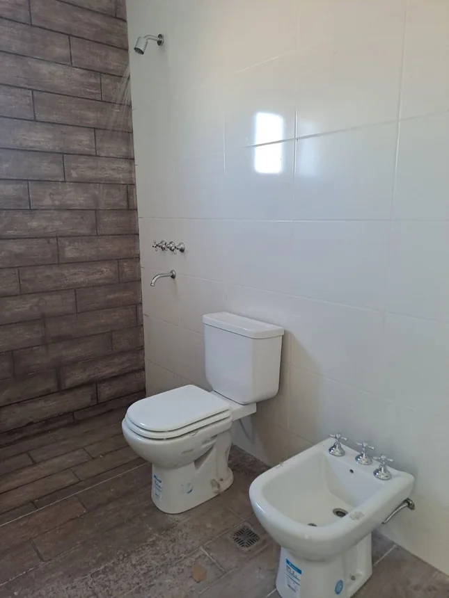Casa en venta en Guaymallén, foto 2
