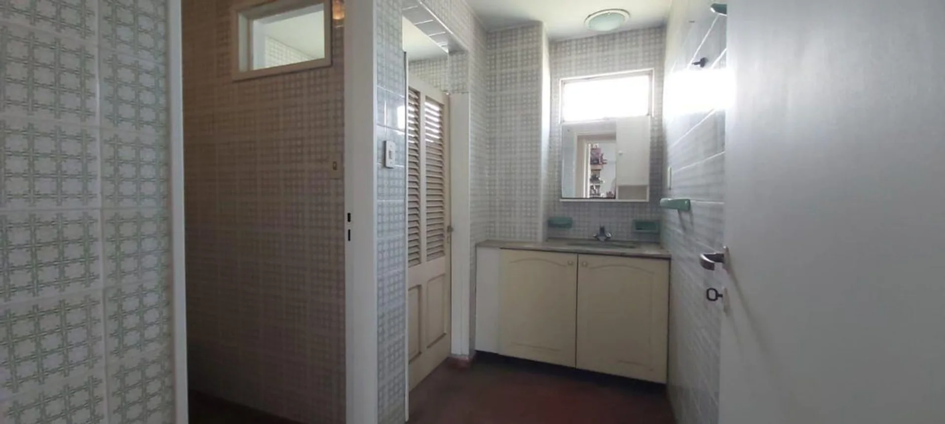 Casa de 5 ambientes en venta en Haedo, José Bianco 2500, foto 4