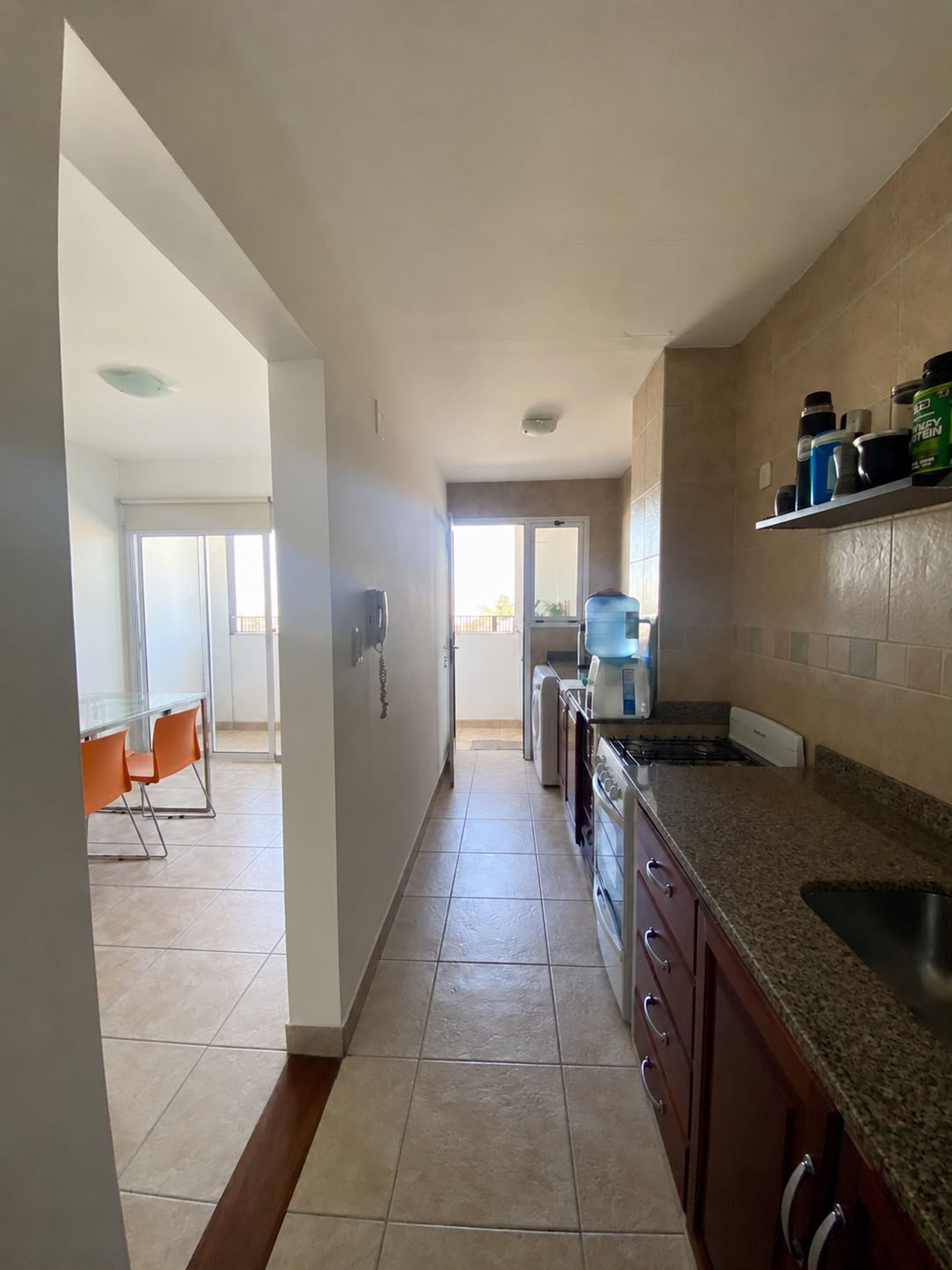 DEPARTAMENTO AMPLIO VENTA MACROCENTRO 1 DORM - foto 6