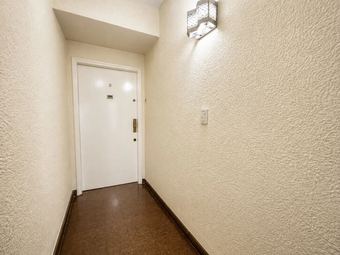 Departamento de 4 ambientes en venta en Liniers, Cuzco 0, foto 2