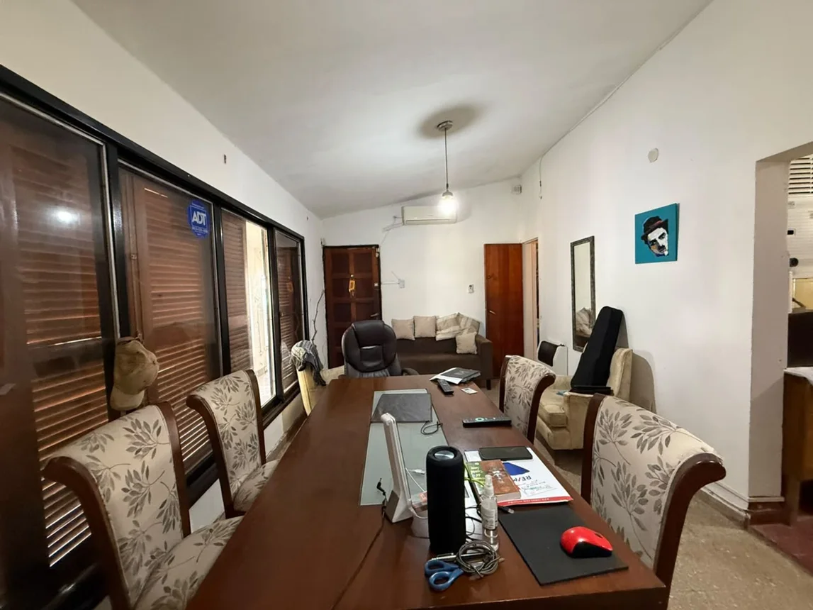 Casa de 9 ambientes en venta en Córdoba, Clpn Blas de Peralta 4000, foto 3