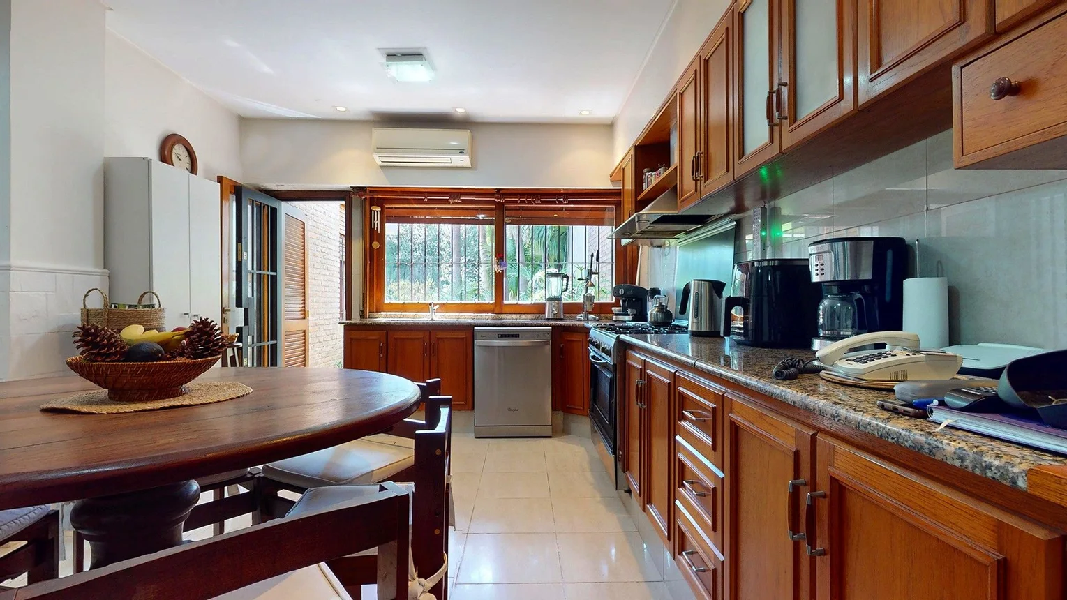 Casa en venta en La Plata, foto 2