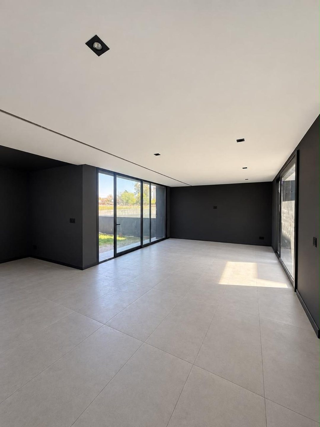 VENTA CASA EN HOUSING - CERRO DE LAS ROSAS