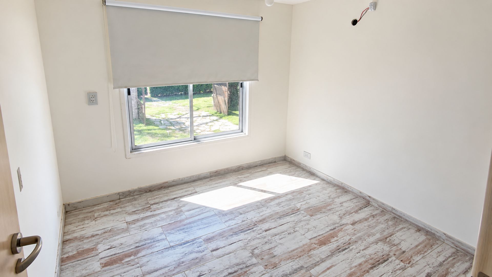 Foto 25 — VENTA CASA 4 AMB S/ TERRENO DE 900M2 PARQUE LELOIR