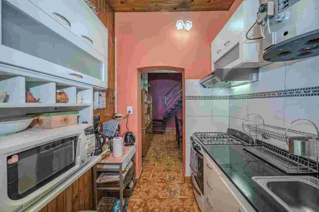 PH de 6 ambientes en venta en Caseros, Constitución 2800