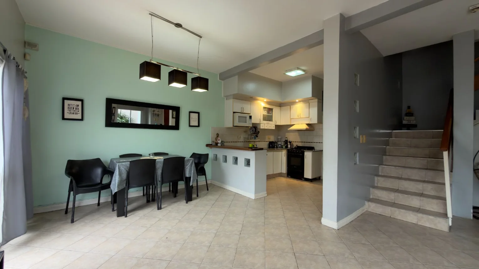 PH de 3 ambientes en venta en Monte Castro, Benito Juárez 2000, foto 2