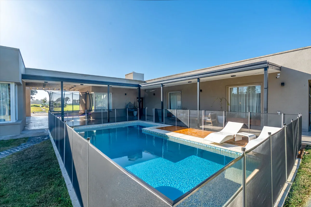 Venta casa 5 amb barrio cerrado prados de la vega., foto 2