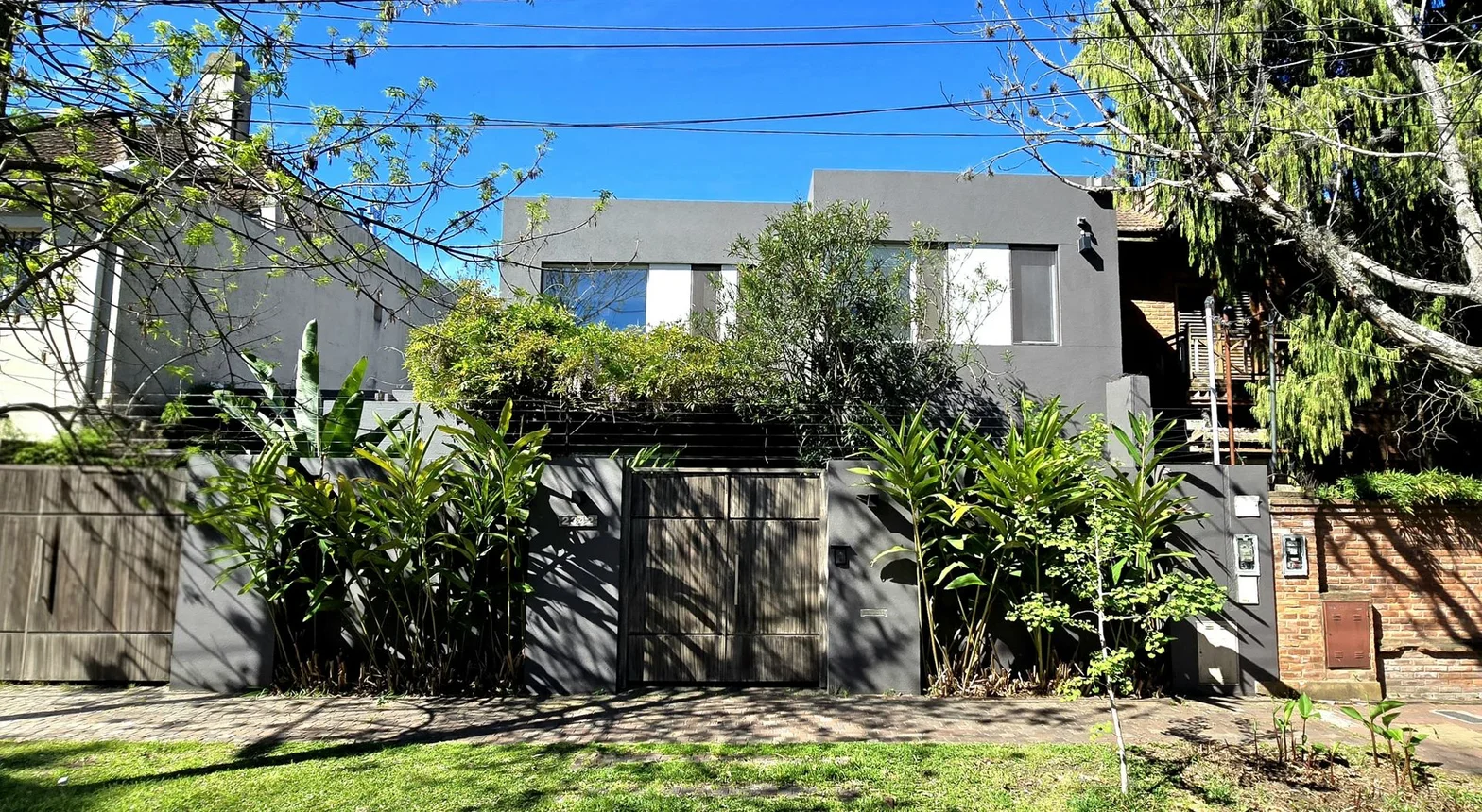 Casa de 5 ambientes en venta en Martínez, Pedro Goyena 2300