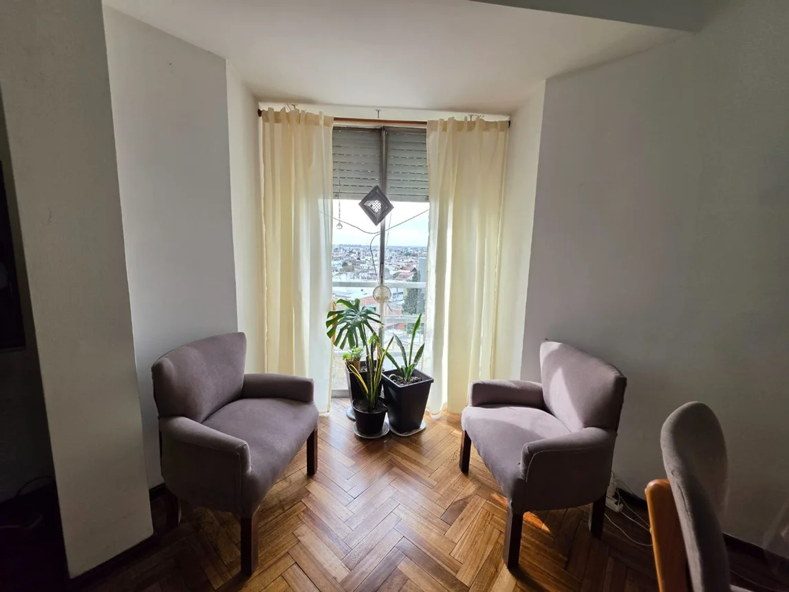 Departamento de 4 ambientes en venta en Lanús Este, Avenida 9 de Julio 1600