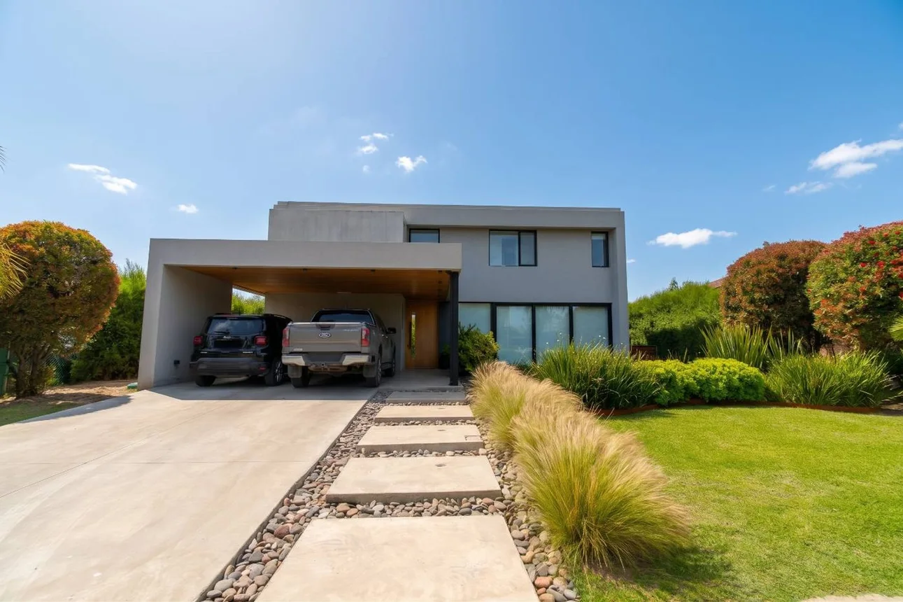 Casa en venta en Funes, foto 3