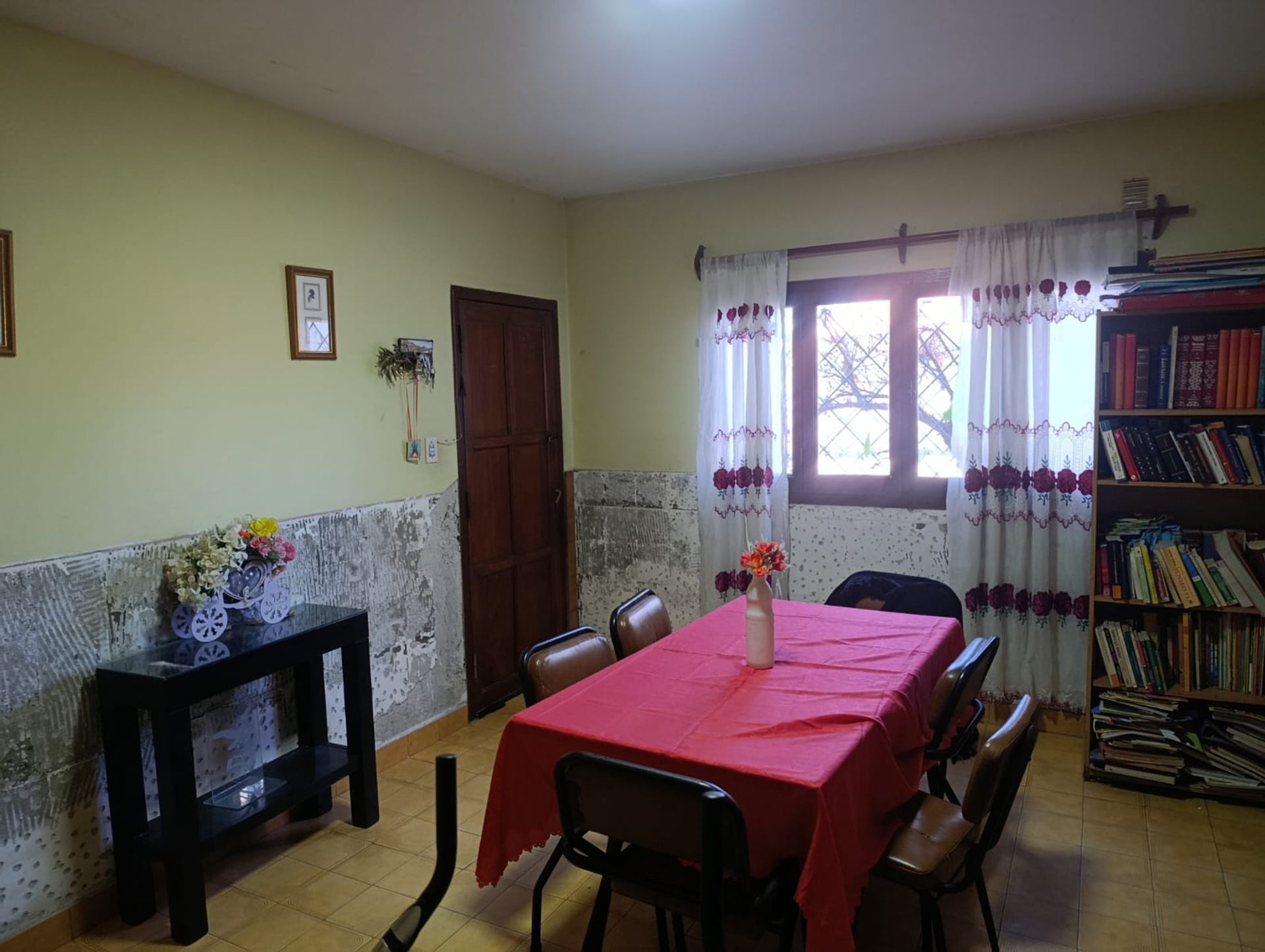 CASA VENTA BARRIO SAN JOSE 5 DORM - foto 2