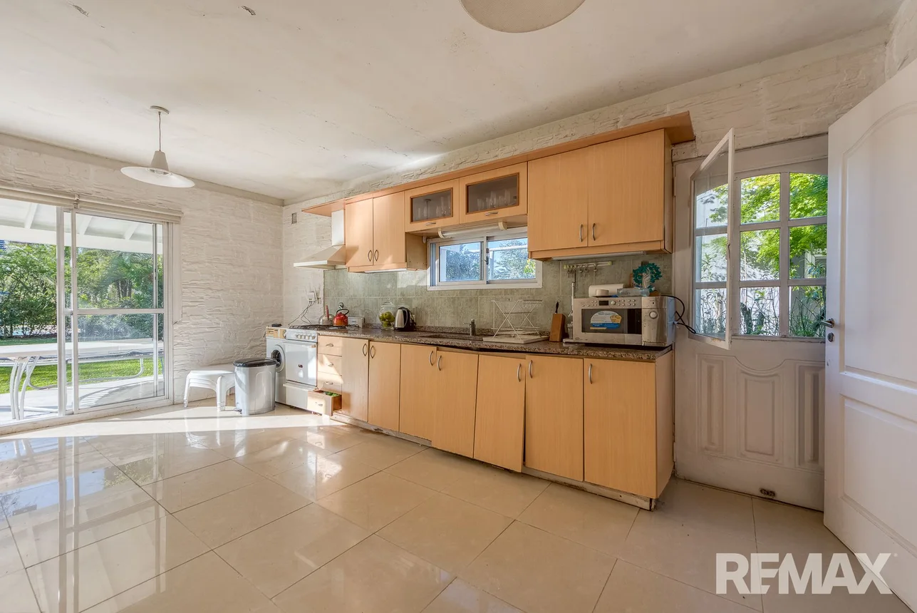 Casa de 5 ambientes en venta en Villa Rosa, Los Manzanos 2300, foto 5