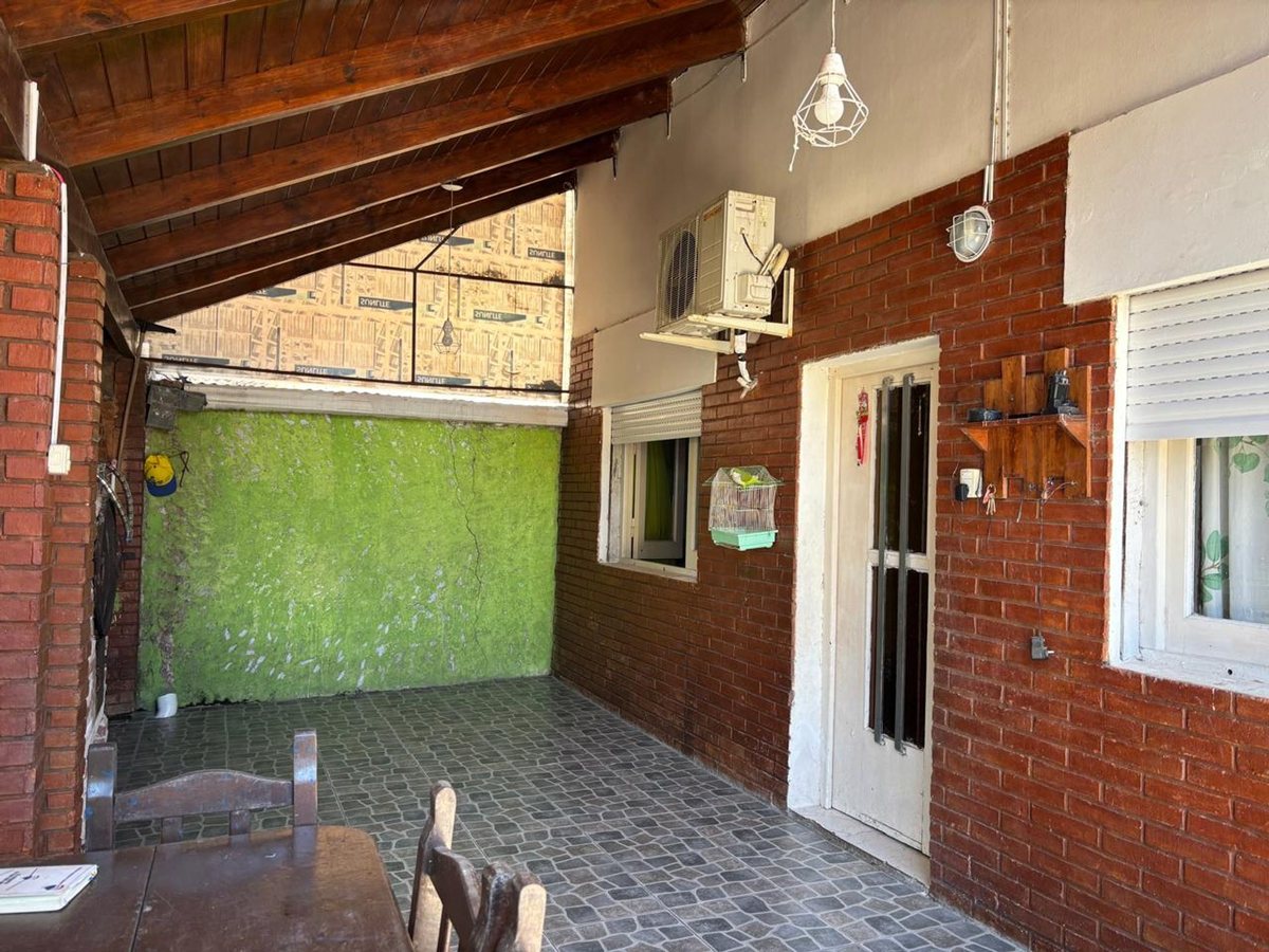 Foto 5 — Se VENDE casa en Reconquista