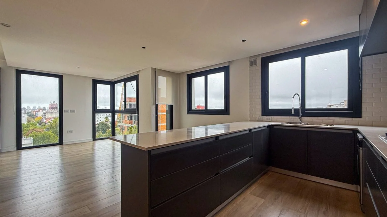Piso de 3 ambientes en venta en Mar del Plata, La Rioja 2800