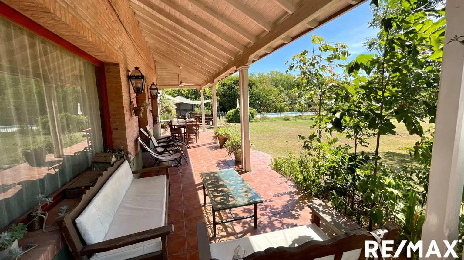 Venta casa 5 dorm. sobre cancha de polo centauros, foto 5