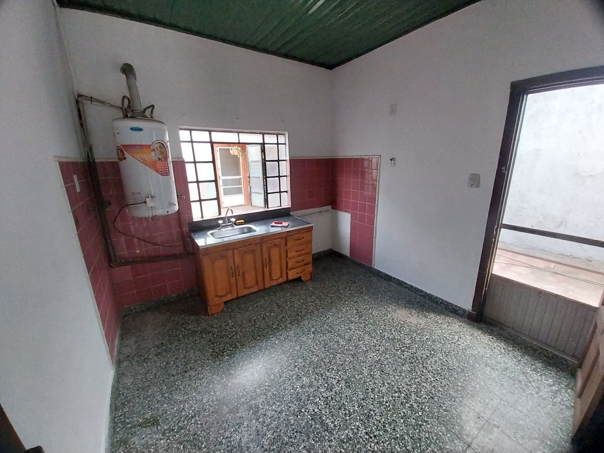 Foto 13 — VENTA CASA 3 AMBIENTES CON PATIO - QUILMES OESTE