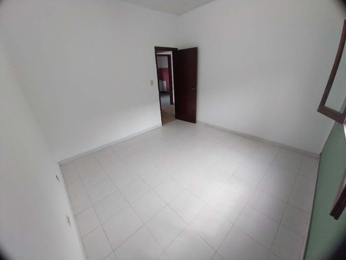 Foto 9 — VENTA CASA 3 AMBIENTES CON PATIO - QUILMES OESTE