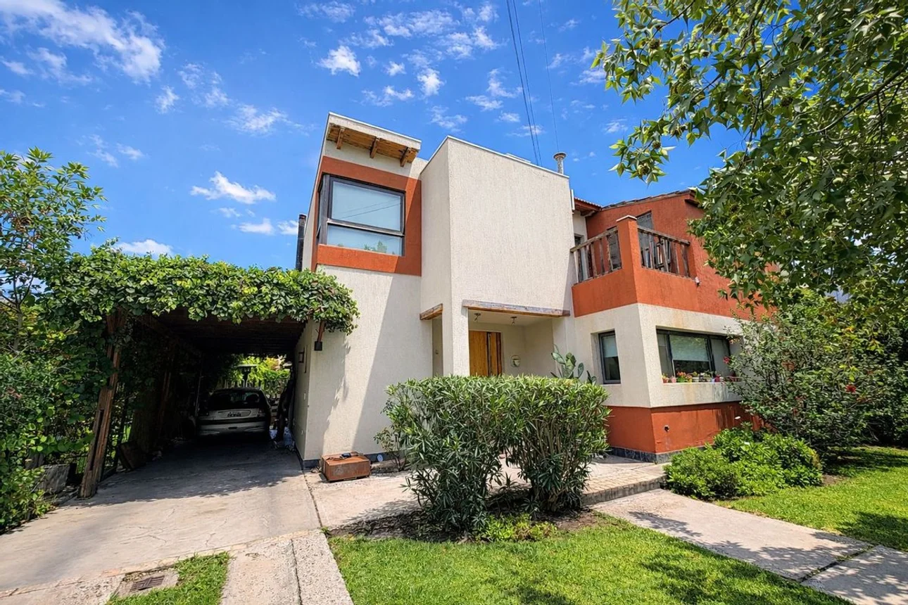 Casa en venta en Guaymallén