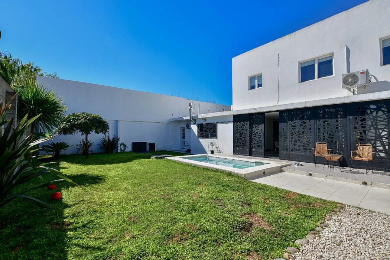 Casa en venta en Manuel B. Gonnet, foto 2