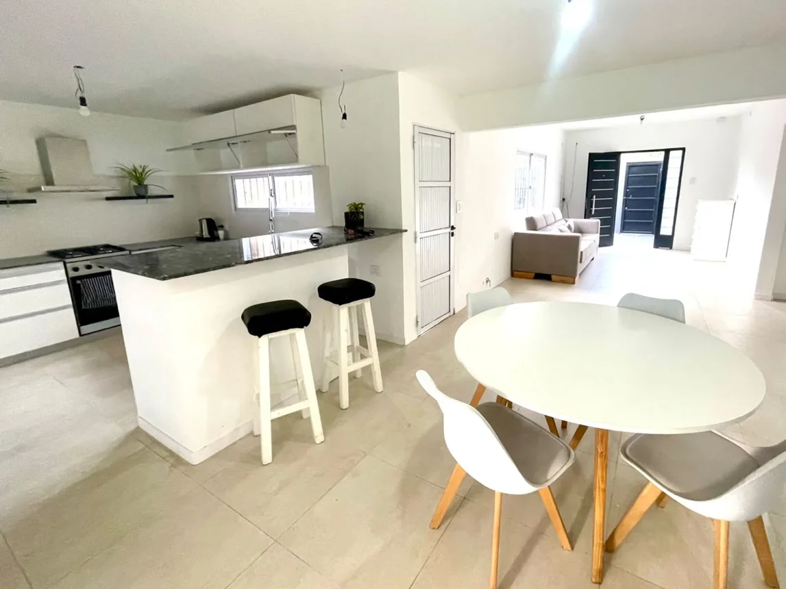 Casa en venta en City Bell, foto 2