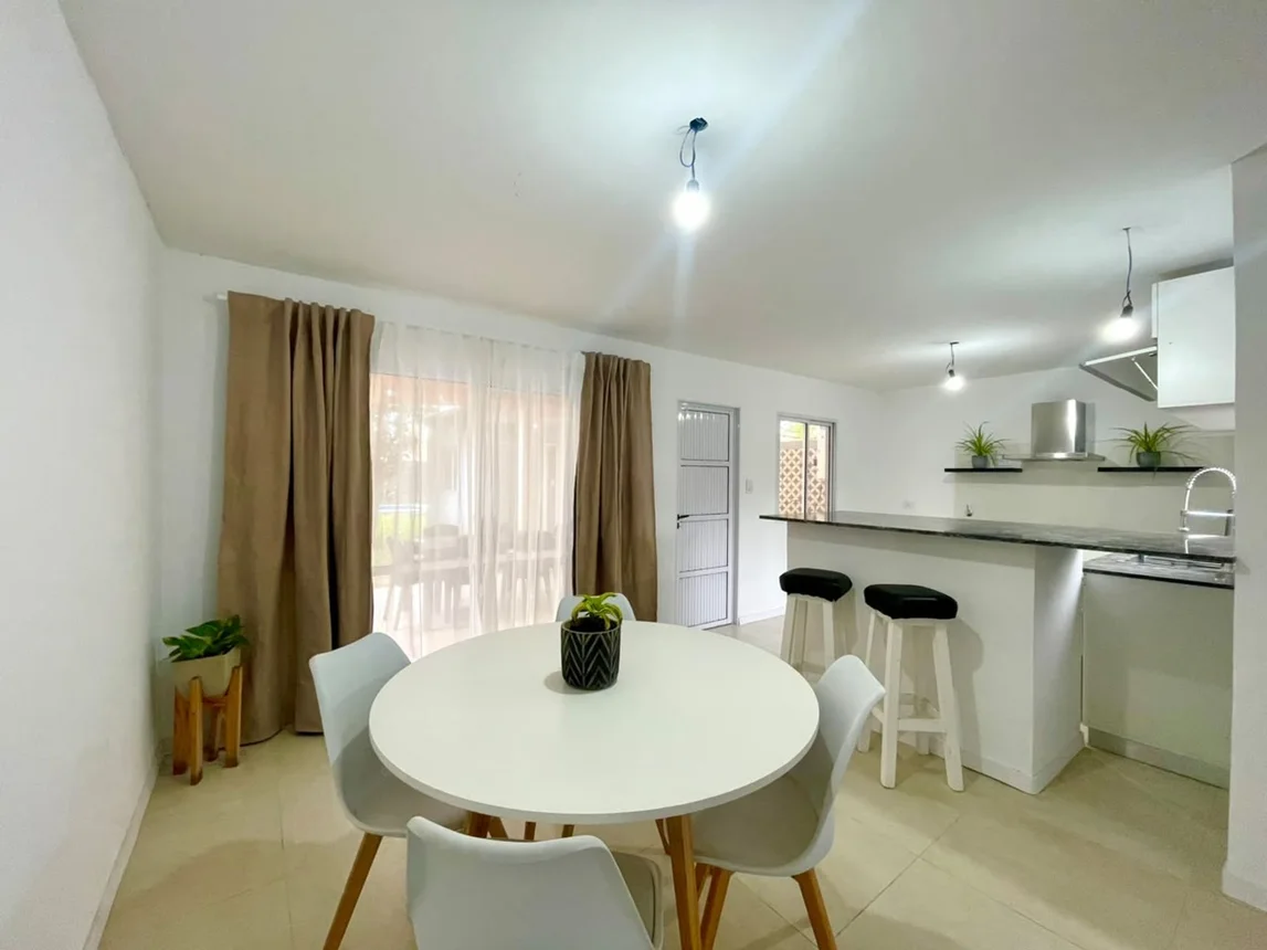 Casa en venta en City Bell, foto 3