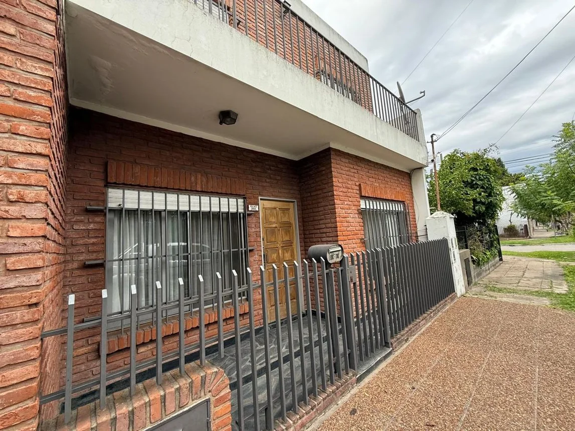 Casa en venta en El Palomar, foto 3