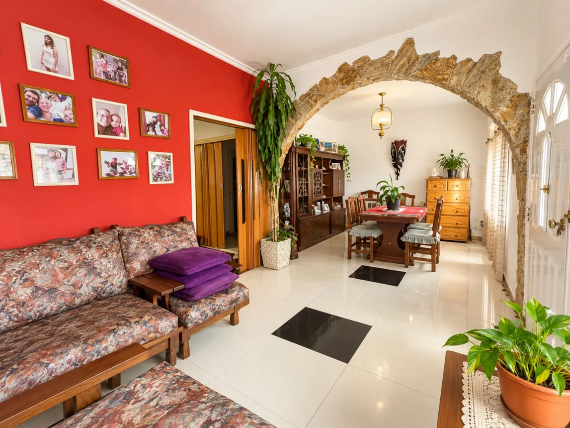 Casa de 5 ambientes en venta en Villa Ballester, Formosa 5200