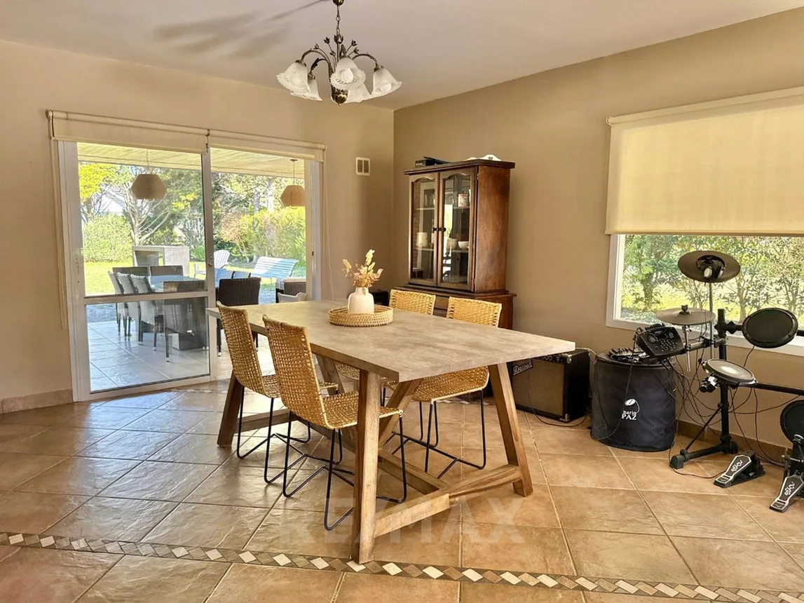 Casa en venta en Pilar, foto 3