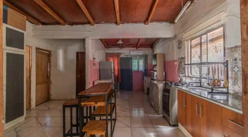 VENTA CASA 2 DORMITORIOS MÁS MONOAMBIENTE NEPTUNIA