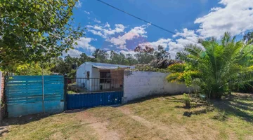 VENTA CASA 2 DORMITORIOS MÁS MONOAMBIENTE NEPTUNIA