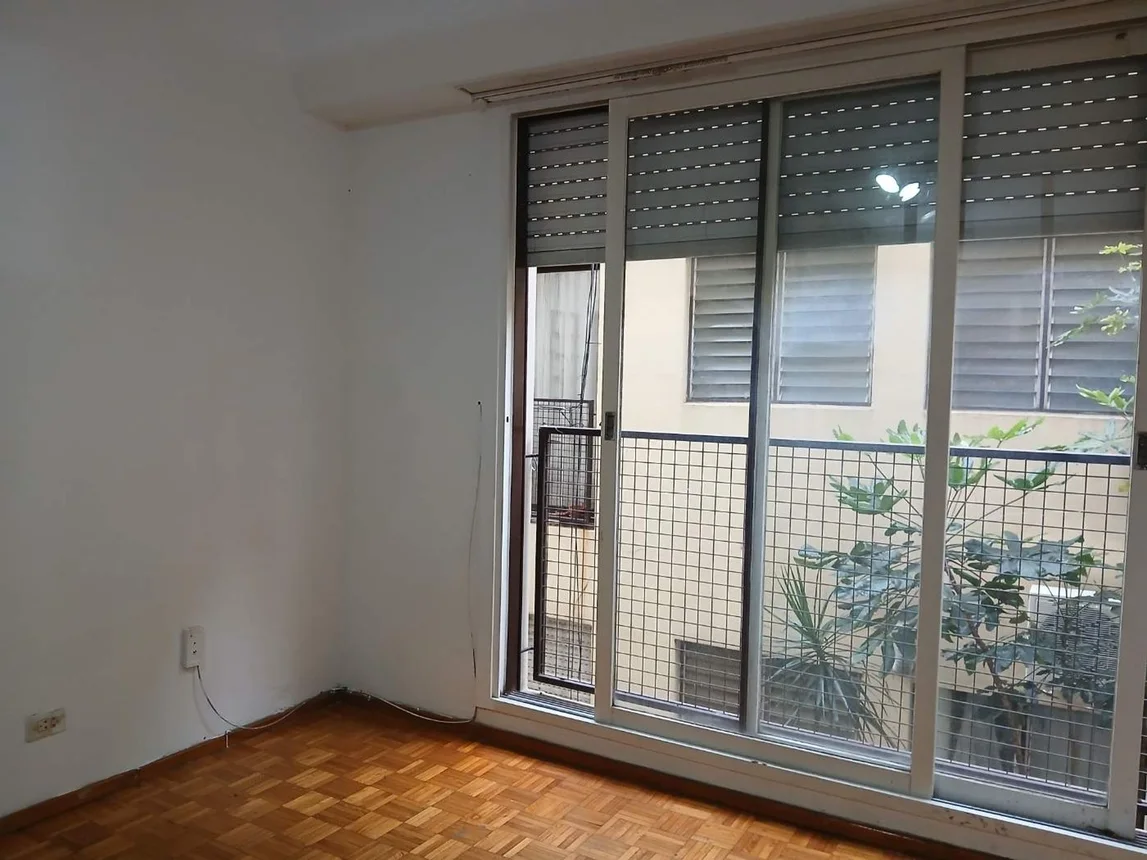 Departamento de 2 ambientes en alquiler en San Nicolás, Sarmiento 1400, foto 3
