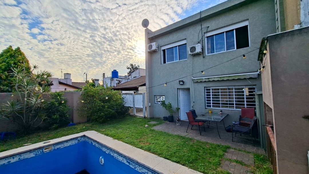 VENTA PH 3 AMBIENTES EL PALOMAR JARDIN PILETA