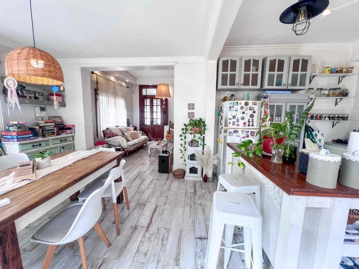 Casa en venta en Adrogué, foto 3
