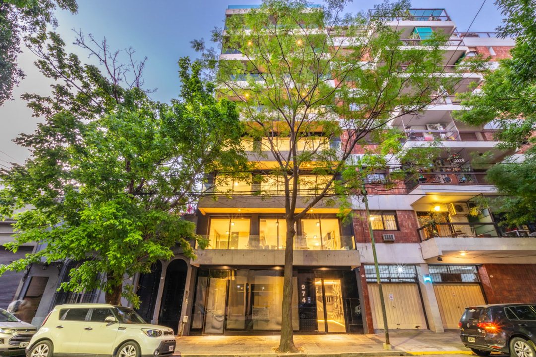 Venta en Block con renta  Lavalleja 900