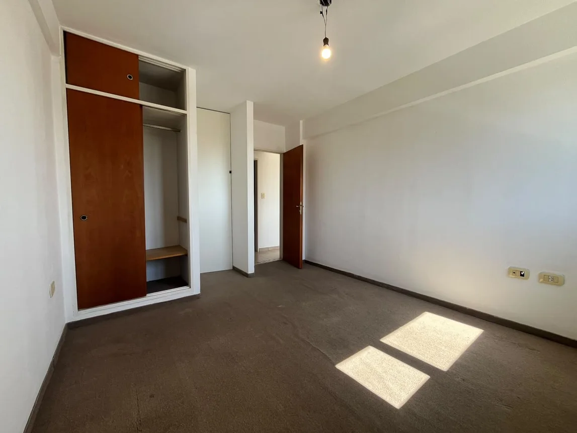 Departamento de 3 ambientes en alquiler en La Plata, Calle 61 Entre 5 y 6 500, foto 4