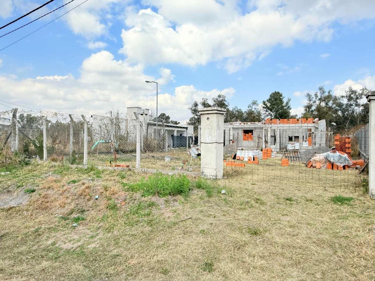CASA 2 DORM VENTA RETOÑOS DE COLON EN CONTRUCCION - foto 3