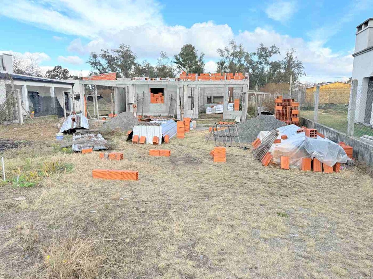 CASA 2 DORM VENTA RETOÑOS DE COLON EN CONTRUCCION - foto 6