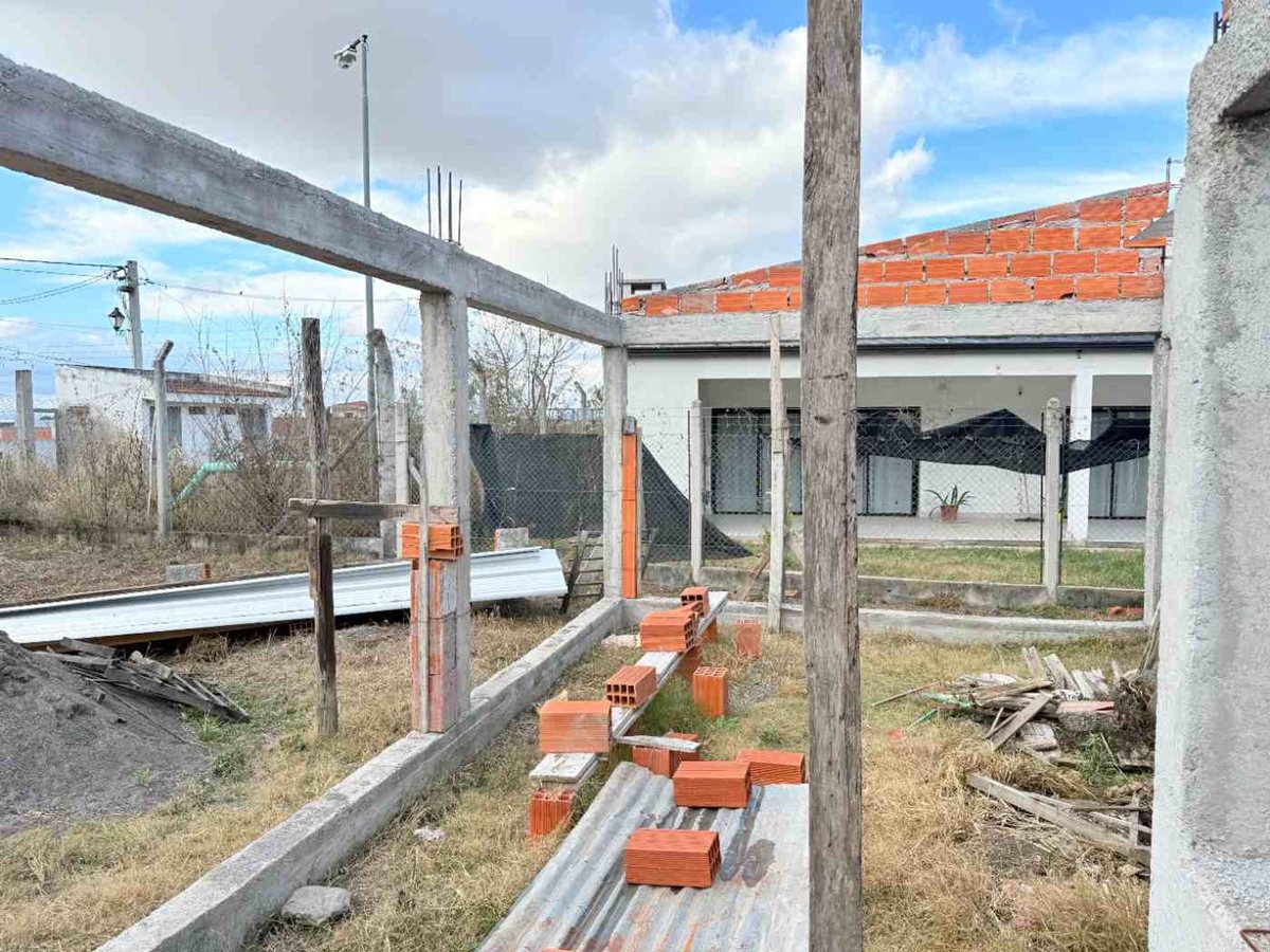 CASA 2 DORM VENTA RETOÑOS DE COLON EN CONTRUCCION - foto 15