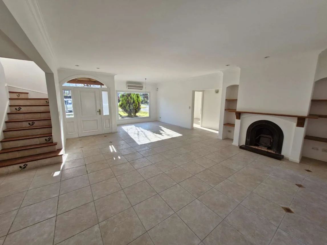 Casa en santa maría de tigre con quincho y pileta, foto 3