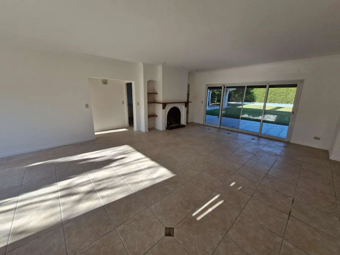 Casa en santa maría de tigre con quincho y pileta, foto 5