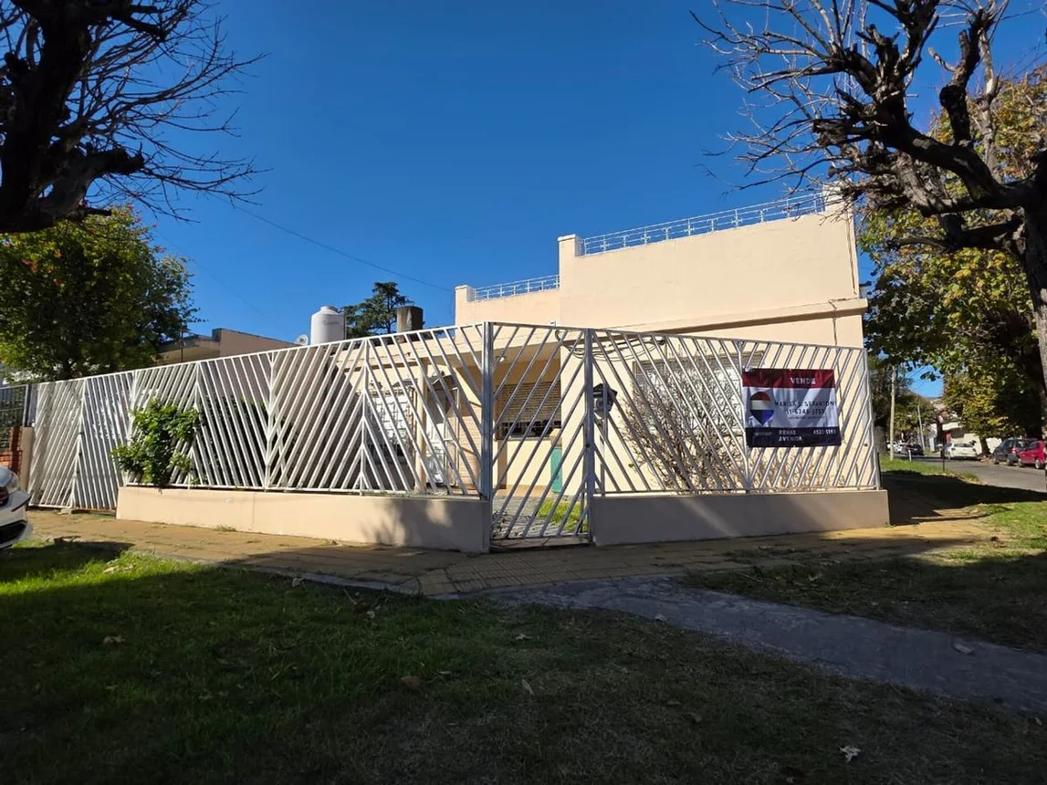 Casa en venta en Caseros