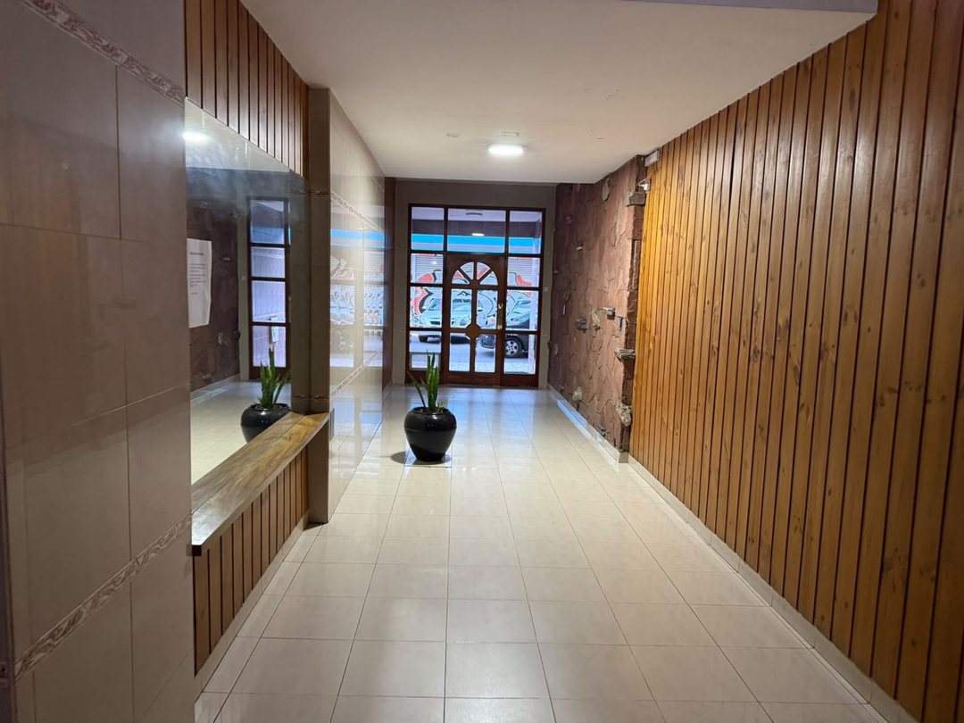 Depto 3 ambientes con balcon corrido en VENTA