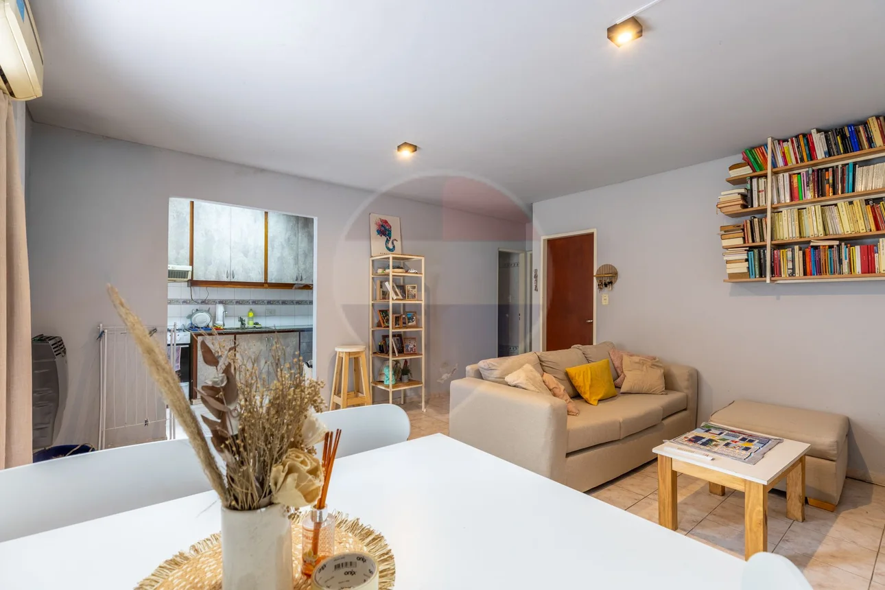 Departamento de 3 ambientes en venta en La Plata, 8 E/ 33 y 34 0