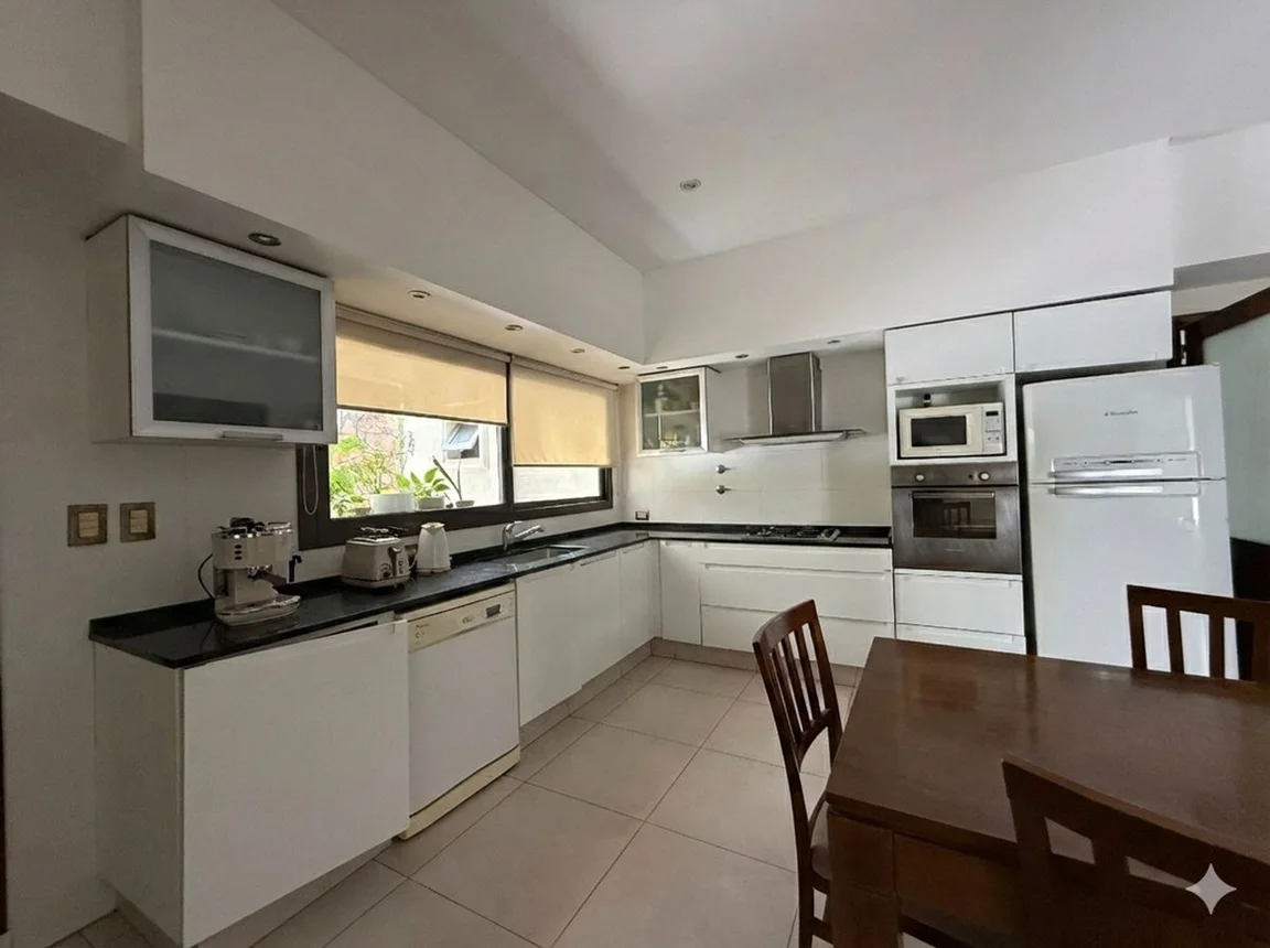 Casa de 3 habitaciones en venta. bº privado luján, foto 4