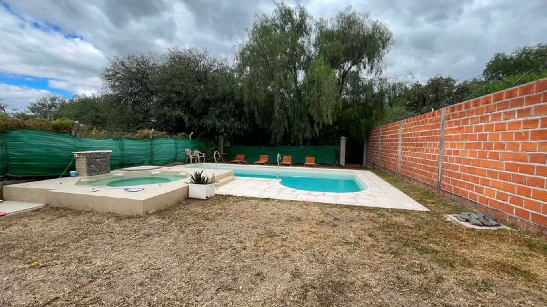 CASA EN VENTA O PERMUTA CAFAYATE CON PILETA - foto 13