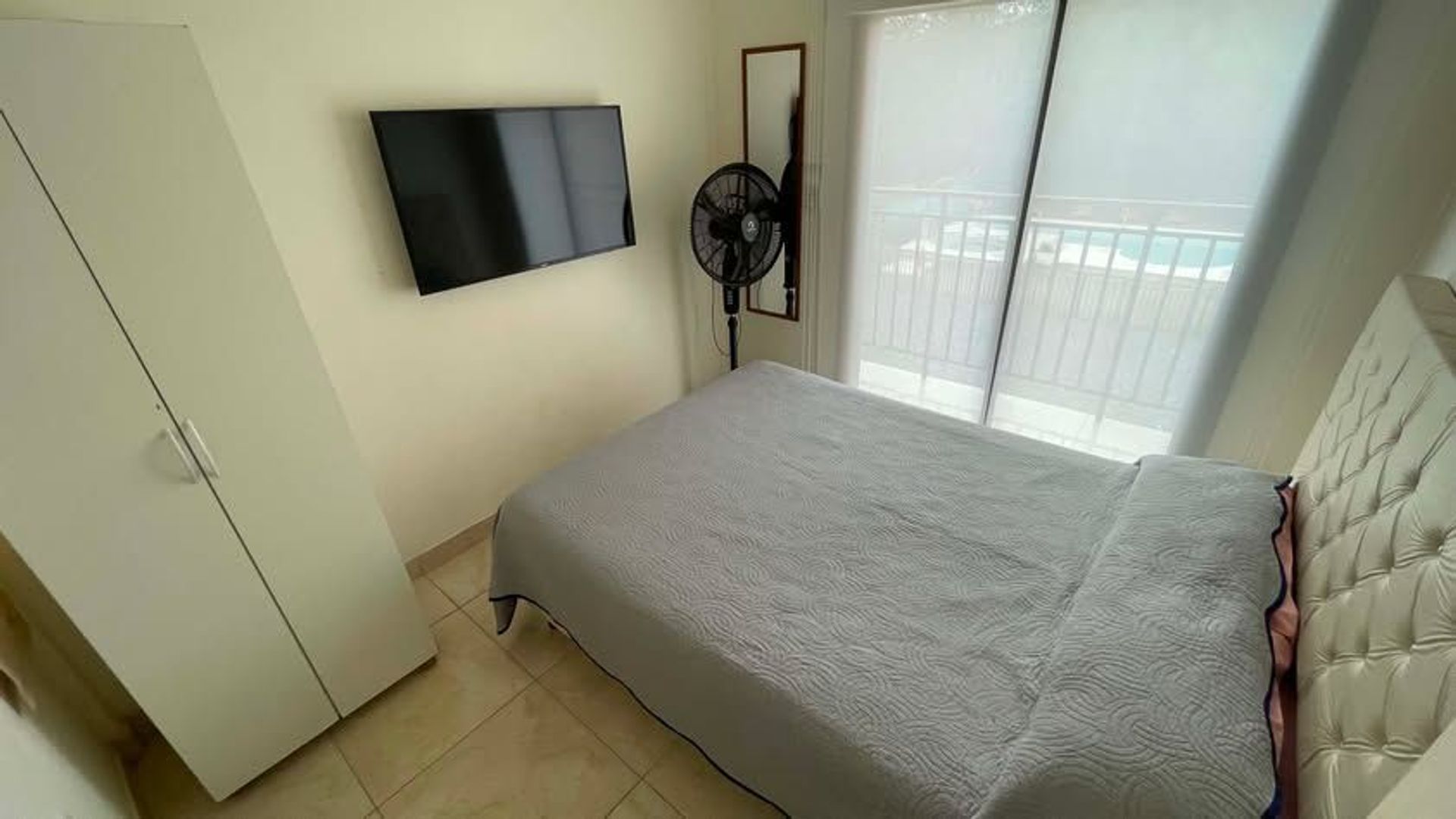 CASA EN VENTA O PERMUTA CAFAYATE CON PILETA - foto 7