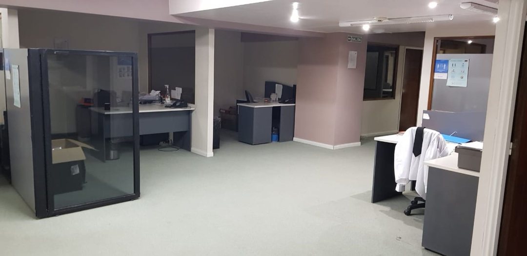 SEMIPISO DE OFICINAS EN CENTRO DE MENDOZA